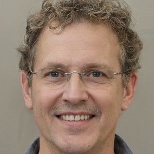 Meet your Posher, Tuan anh